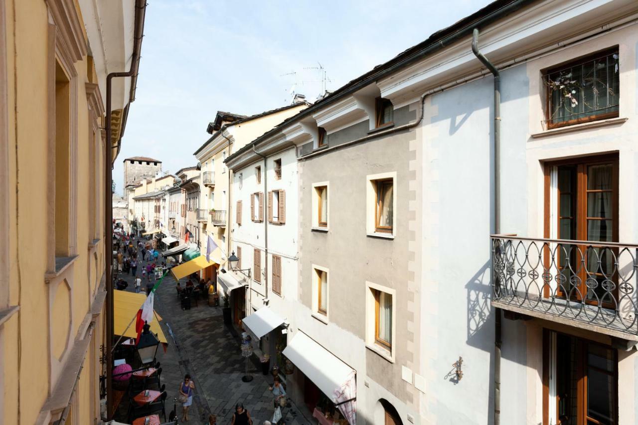 Maison Isabella - Appartamento Nel Cuore Di Aosta Exteriör bild